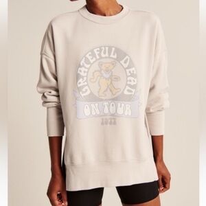 Abercrombie & Fitch Grateful Dead Beige Sweatshirt